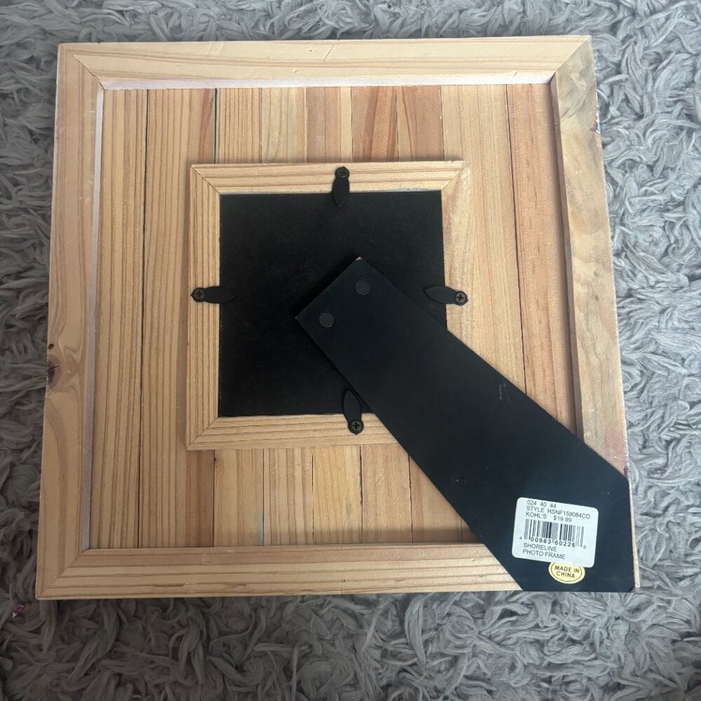 Kohls Beach Frame - Picture 2 of 2